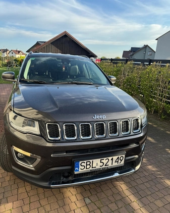 Jeep Compass cena 88000 przebieg: 82000, rok produkcji 2017 z Tychy małe 46